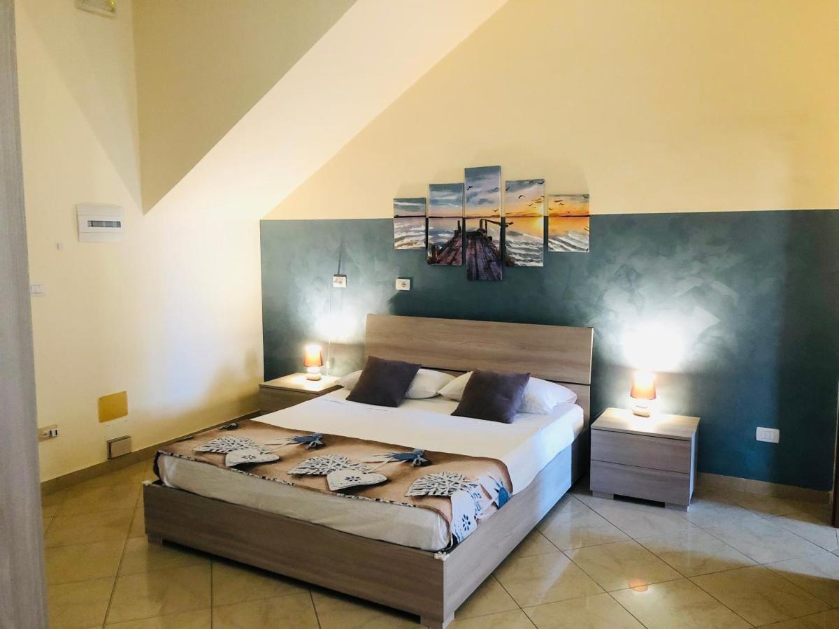 Da Gino Villa Roccalumera Kültér fotó